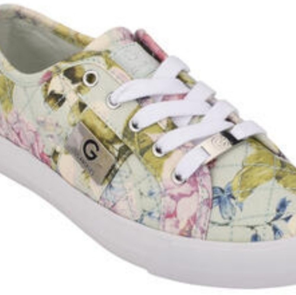 GBG Quilted Floral Print Sneakers!